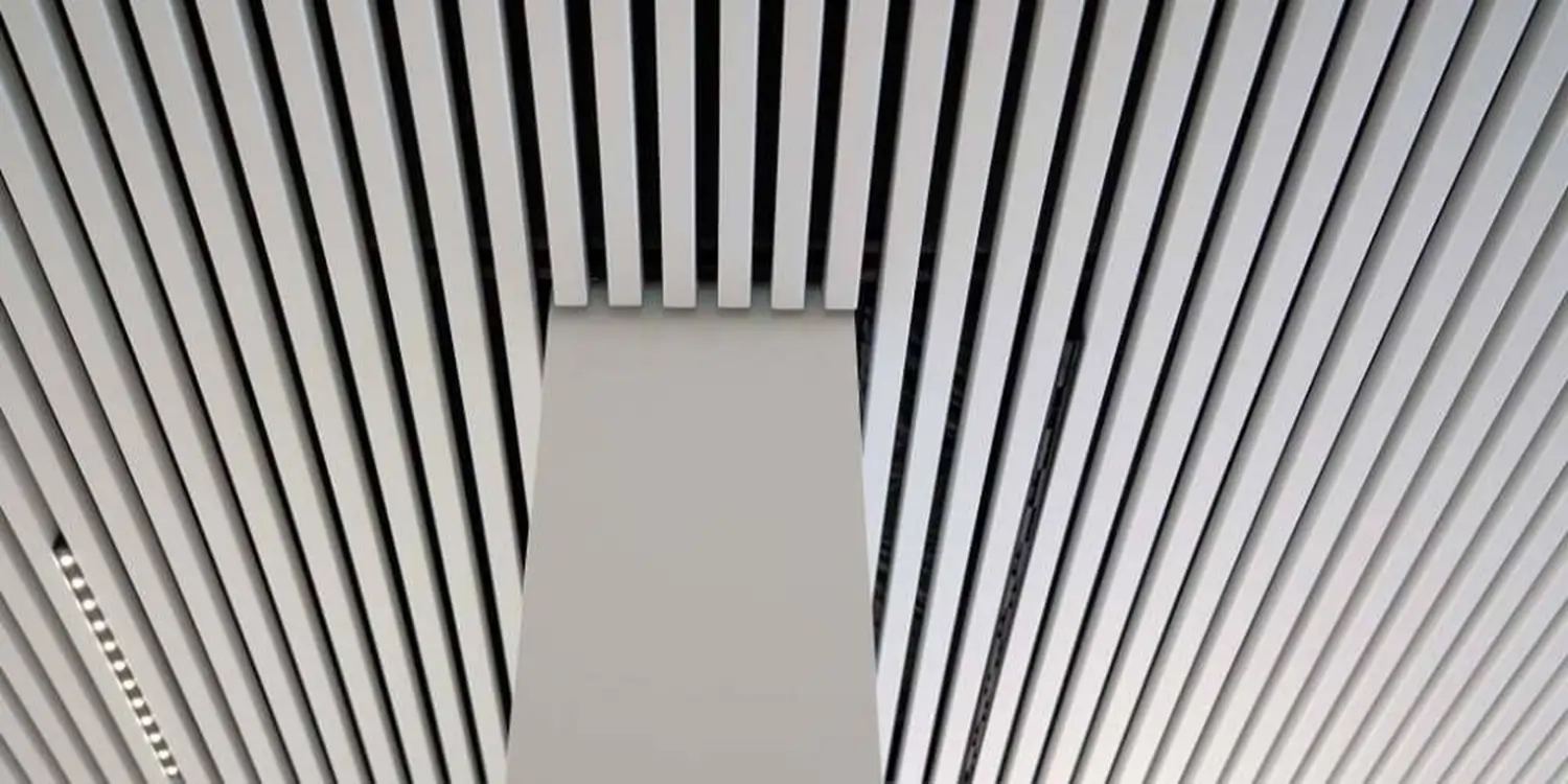 Aluminium baffle ceiling