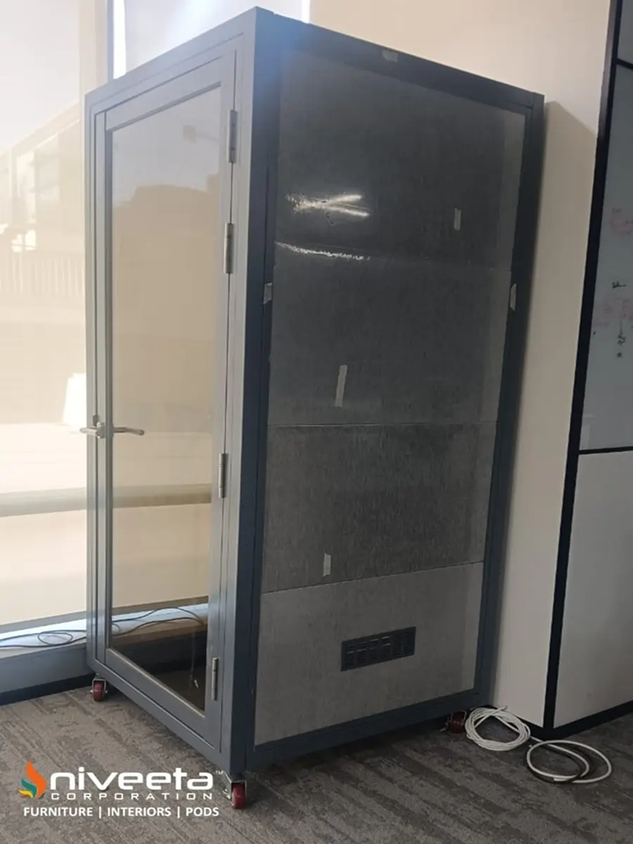 Jimmy office pods 4
